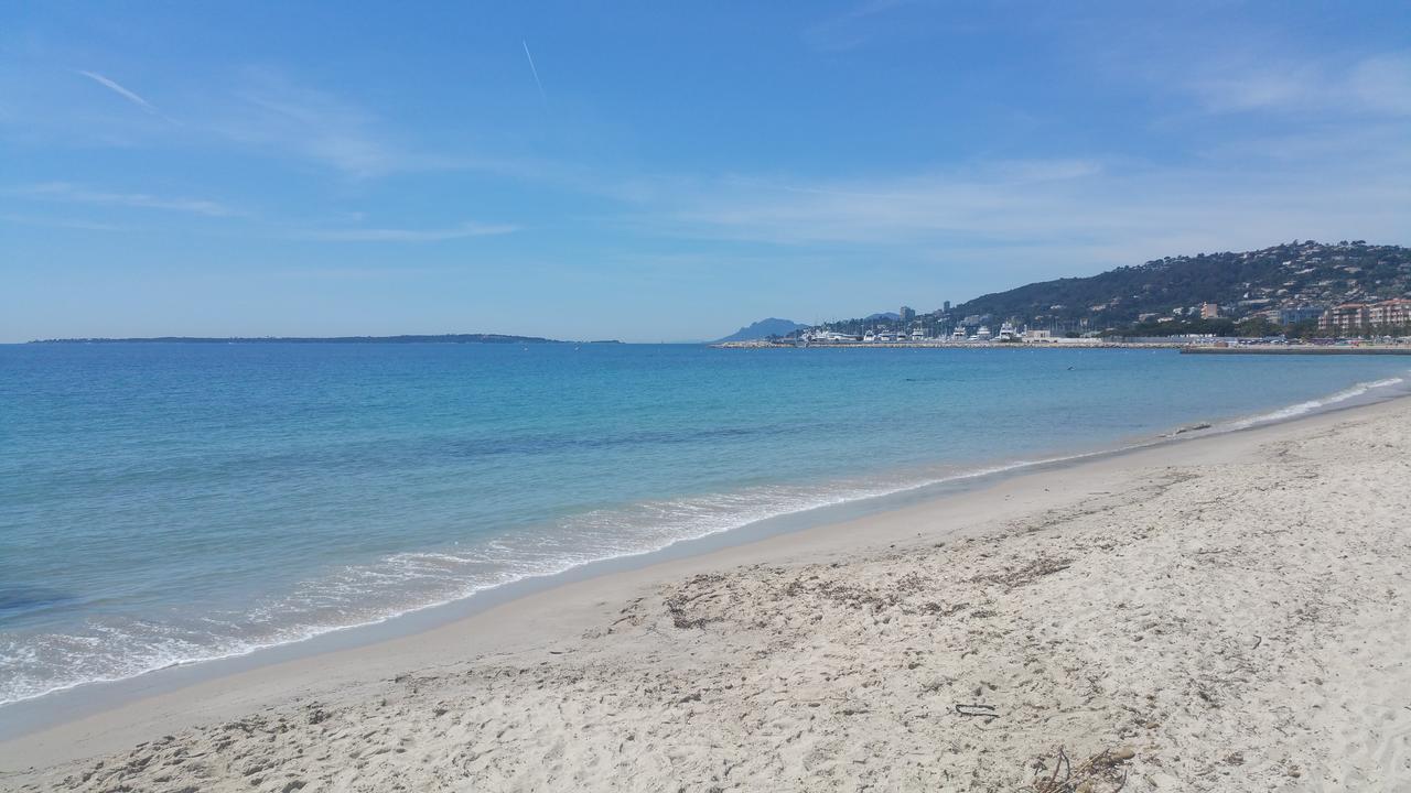 شقة Les Pins Bleus جوان ليه باه المظهر الخارجي الصورة